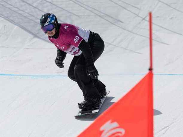 Matti Suur-Hamari volvió a ser el rey del snowboard cross.