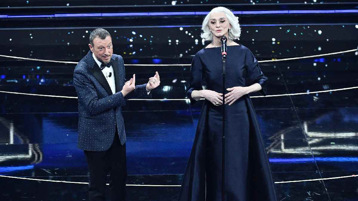 Drusilla Foer, de los gags con Amadeus al emotivo monólogo final: ella es la protagonista en Sanremo 2022