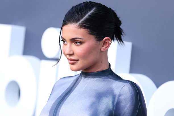 Kylie Jenner ha ganado millones de dólares con su compañía de cosméticos.