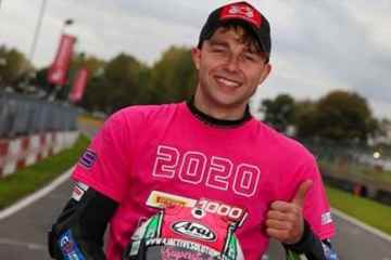 Motociclista profesional, de 26 años, muere después de un accidente de terror en la carrera del campeonato