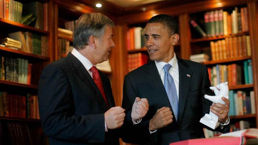Candidato encantador: en 2008, Obama llevó un oso de porcelana a los Estados Unidos como regalo del gobernador Wowereit