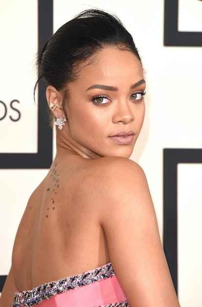 Rihanna en los Premios Grammy en 2015.