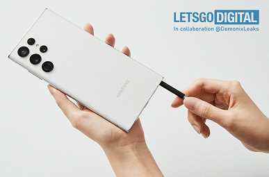 Samsung Galaxy S22 Ultra, yarınki duyurudan önce canlı fotoğraflarda ellerinde poz veriyor