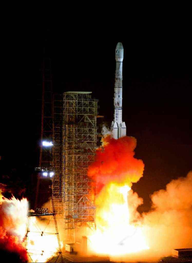 Çin Uzun Yürüyüşü Roket Fırlatma