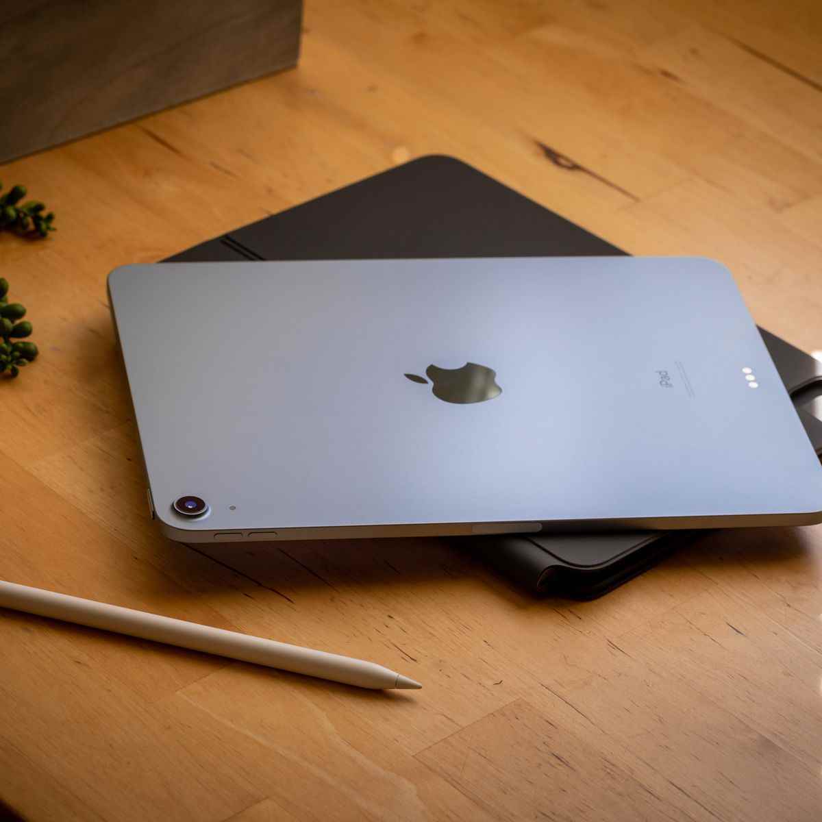 2020 iPad Air ve yeni iPad Mini, iPad Pro ile aynı tasarım ve şekle sahip