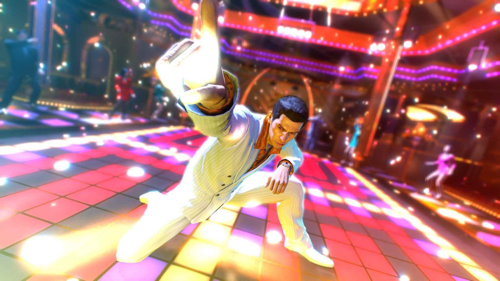 Yakuza 0'dan Kiryu bir diskoda dans ediyor