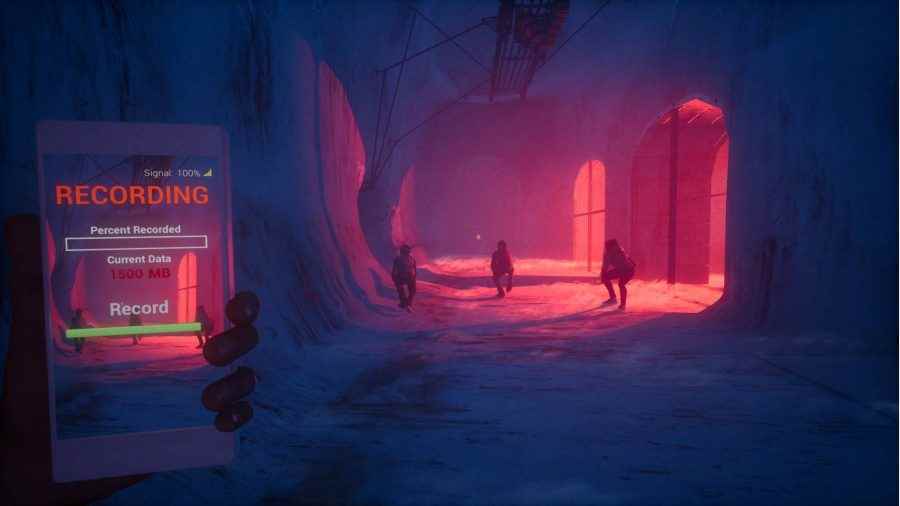 PC'deki en iyi hayalet oyunlarından biri olan The Blackout Club'da üç arkadaşın arkasında loş bir koridorda gezinmek.