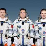 Shenzhou-13'ün üç astronotu.
