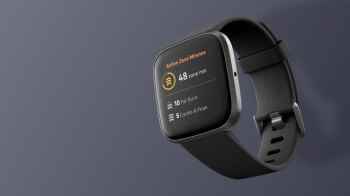 Amazon, Fitbit Versa 2 akıllı saatini her zamankinden daha düşük bir fiyata getiriyor