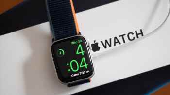 Amazon, pano genelinde alışılmadık derecede yüksek Apple Watch SE indirimleri sunuyor