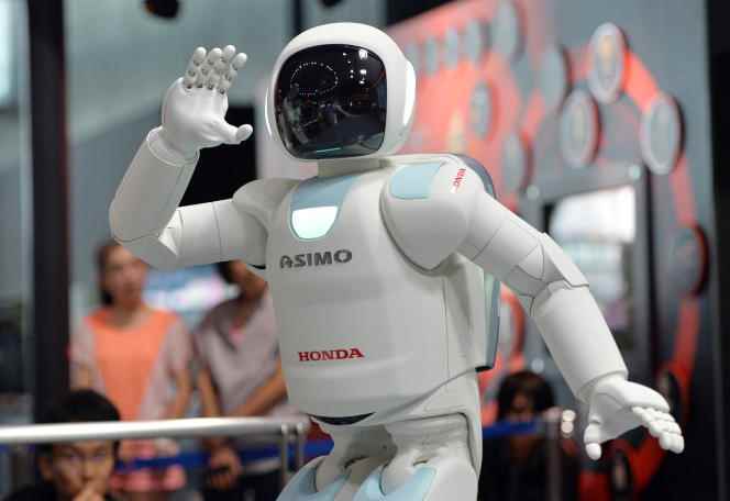 Honda'nın Asimo robotu Temmuz 2013'te Tokyo'da.