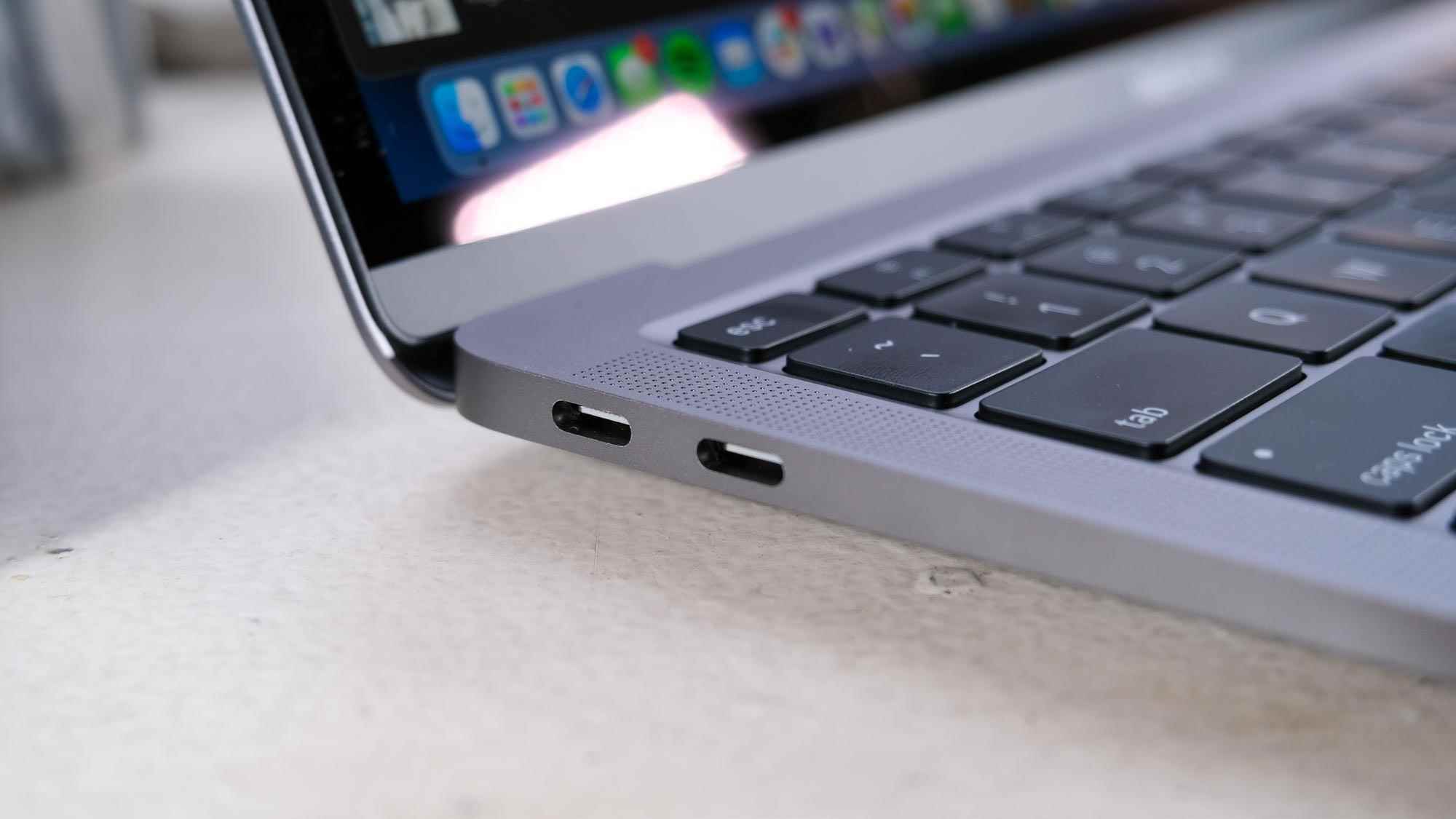 En İyi MacBook'lar - M1'li MacBook Air - bağlantı noktaları