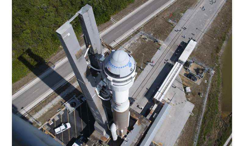 Boeing, test tekrarında mürettebat kapsülünü uzay istasyonuna yerleştirdi