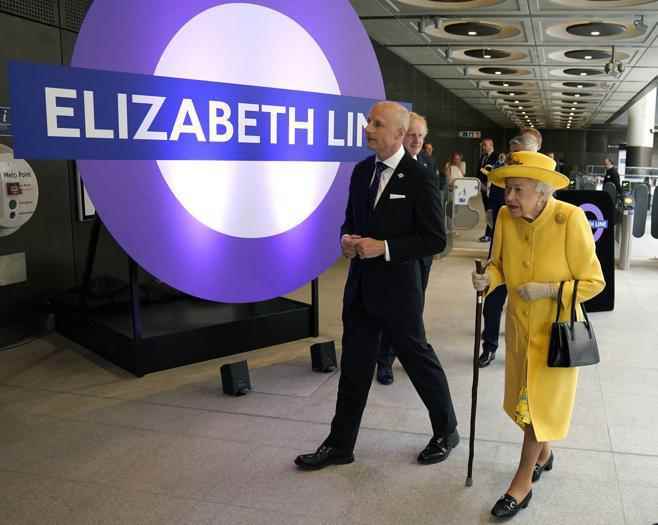 Kraliçe'nin yeni Metrosu