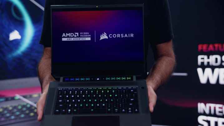 Corsair Voyager oyun dizüstü bilgisayarının yakından görünümü.