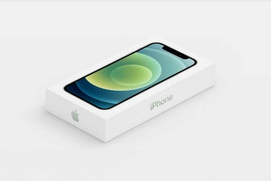 Apple artık bir iPhone kutusunda bir güç adaptörü ve kablolu EarPods içermiyor - Apple, Samsung, pahalı amiral gemisi telefonlarıyla bir güç adaptörü göndermediği için çok daha fazla para cezasıyla karşı karşıya