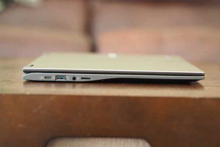 Acer Chromebook Spin 513 bağlantı noktalarını gösteren sol yan görünüm.