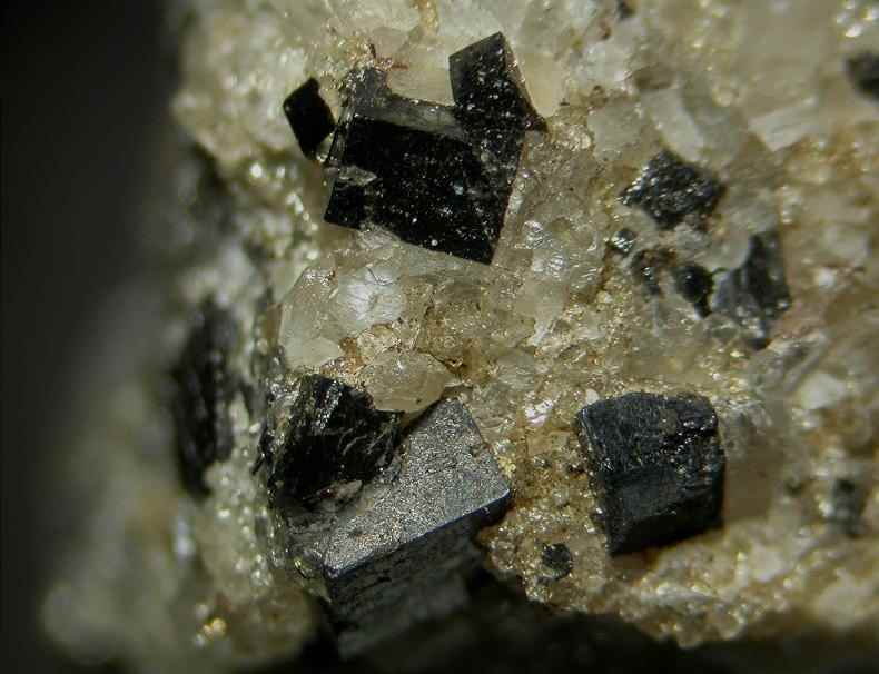Perovskit minerali.