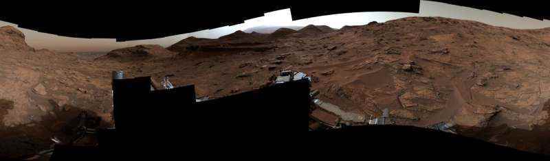 Merak, değişen bir Mars manzarasının çarpıcı manzaralarını yakalar
