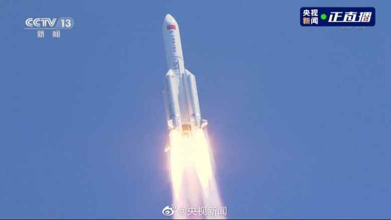 Çin, ulusal yörünge istasyonu için Wentian laboratuvar modülü ile Uzun Yürüyüş-5B ağır roketini başlattı