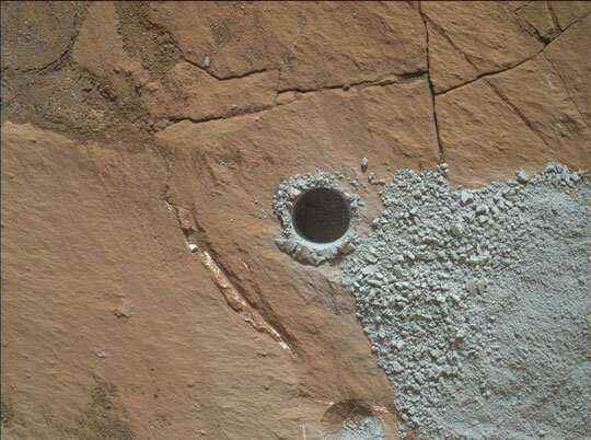 Patlayıcı volkanik patlama, Mars'ta nadir bulunan mineral üretti