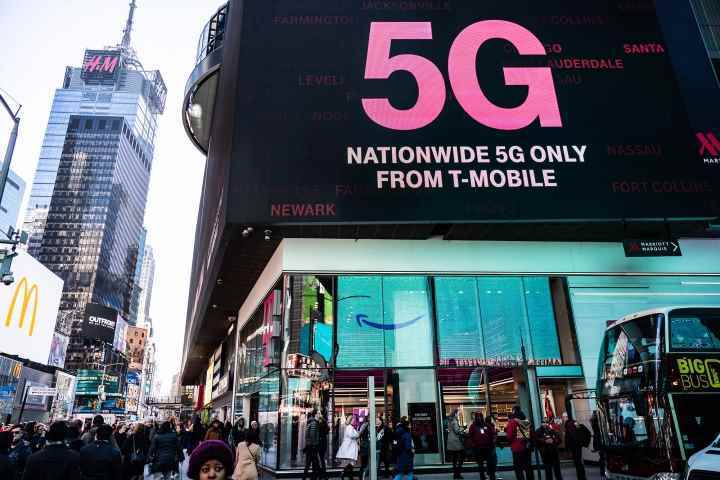 T-Mobile 5G ülke çapında ağ reklamı.