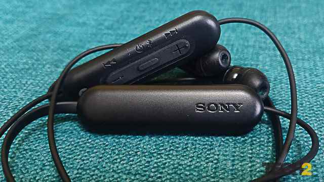 Sony WI-C100 İnceleme Cepte
