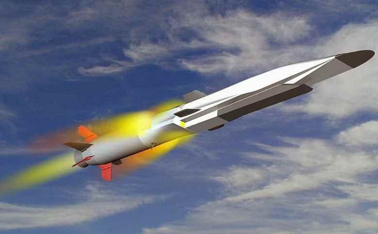 Resmi olarak: Rusya'da Zirkon hipersonik füzelerin seri üretimi başladı ve Amerika Birleşik Devletleri anti hipersonik füzeler geliştiriyor