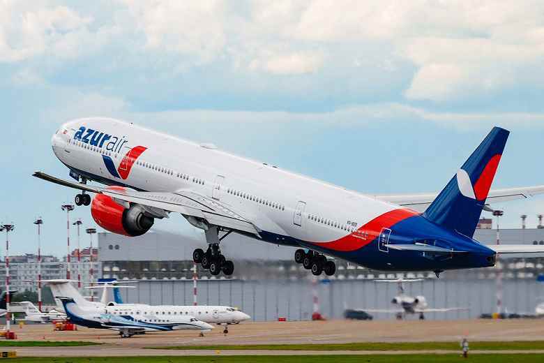 Russian Azur Air, Boeing'inin operasyon güvenliğini 6 yıl boyunca sürdürebileceğine inanıyor.  Ancak şirket zaten IL-96 ve MS-21'i izliyor