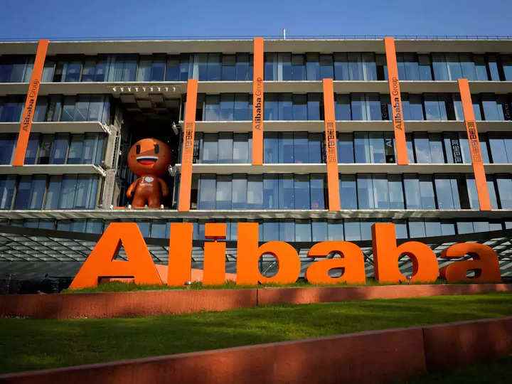 Alibaba, düşen satışların ortasında maliyetleri azaltmak için 10.000 kişiyi işten çıkardı