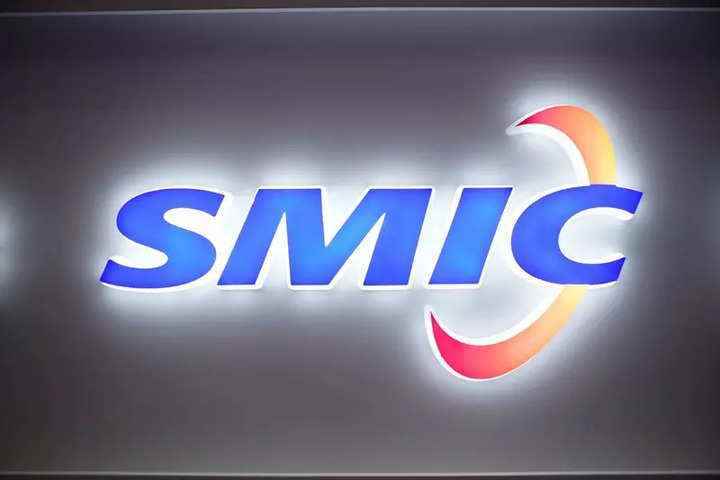 Çinli SMIC, üç ayda bir gelir artışı bildirdi ancak çip sektöründe bir miktar panik konusunda uyardı