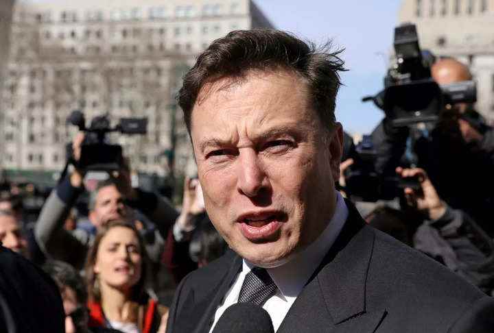 Elon Musk, Twitter anlaşması kapanmazsa Tesla hisselerini yeniden satın almayı kabul etti