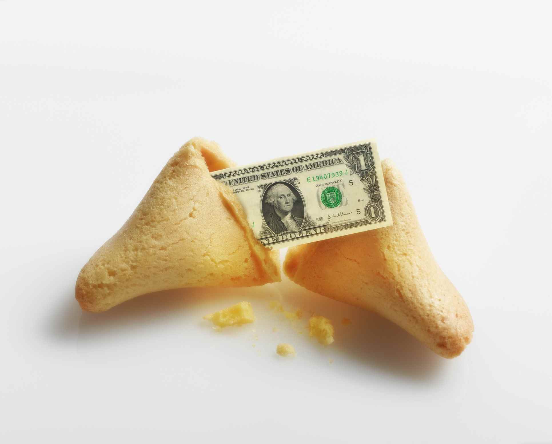 İçinde ABD Doları olan kırık fal kurabiyesi