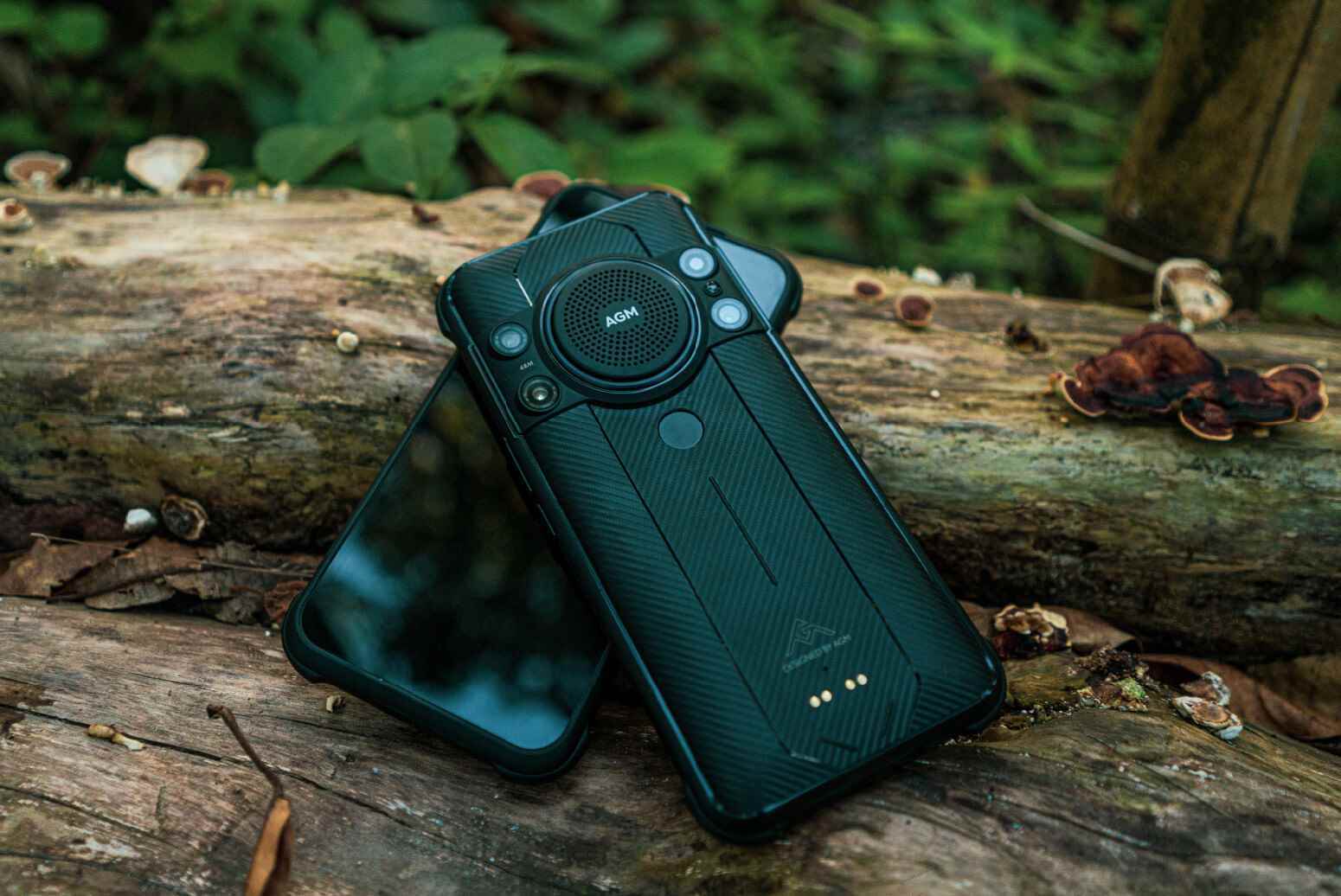 AGM H5 Pro, kamp ve yürüyüş için en iyi telefon?  Sağlam, büyük pil, 109 dB hoparlör!