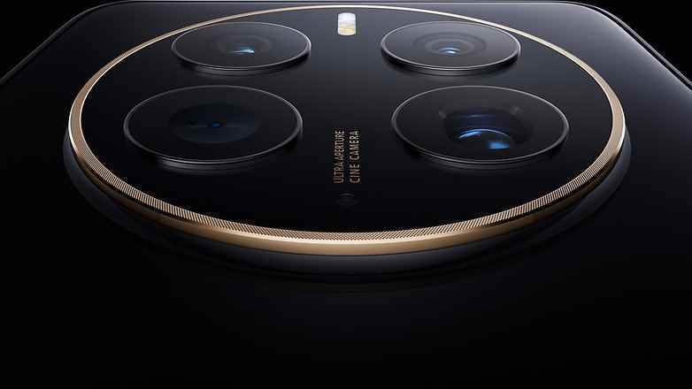 Huawei Mate 50 Pro, üçlü kamera ile geliyor.