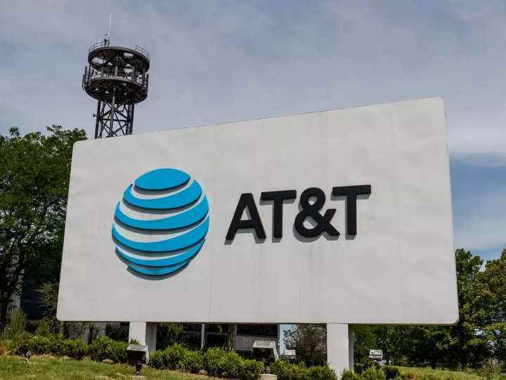 ABD'li yargıç, AT&T'nin analistlere sızıntılar nedeniyle SEC davasını reddetme teklifini reddetti
