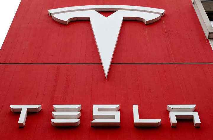 Tesla tedarikçisi Aptiv, EV teknolojisinde Intercable biriminde yüzde 85 hisse satın alacak