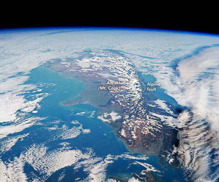 NASA yer bilimi, Yeni Zelanda gökyüzünde sık uçan miller topladı