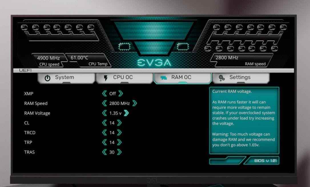 EVGA anakart BIOS'unu gösteren PC Building Simulator 2'nin ekran görüntüsü