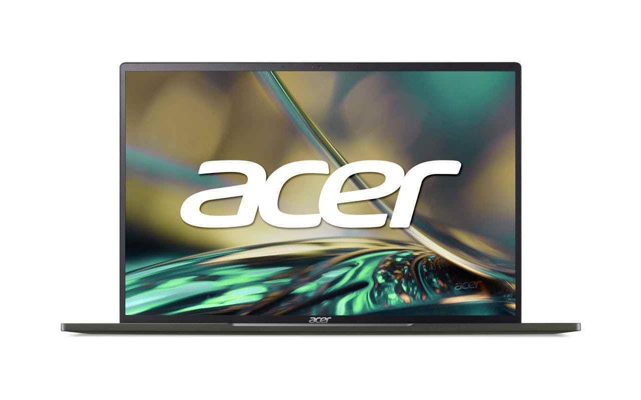 Beyaz bir arka plan üzerinde Acer Swift Edge, açın.  Ekran, akan suyun üzerinde Acer logosunu görüntüler.