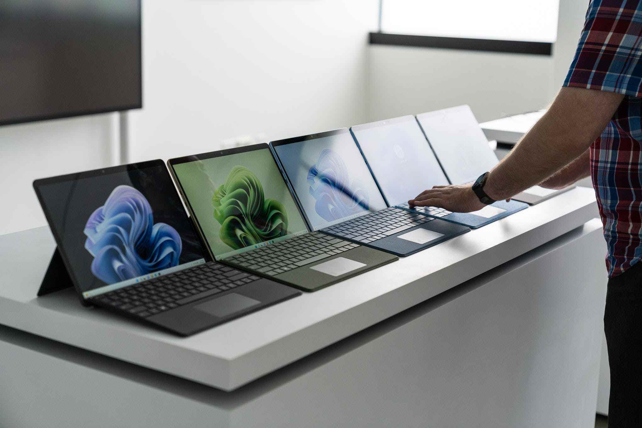Yeni Surface Pro 9 renk seçenekleri.