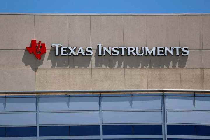 Texas Instruments hayranları, sert tahminlerle çip endüstrisinin gerilemesinden korkuyor