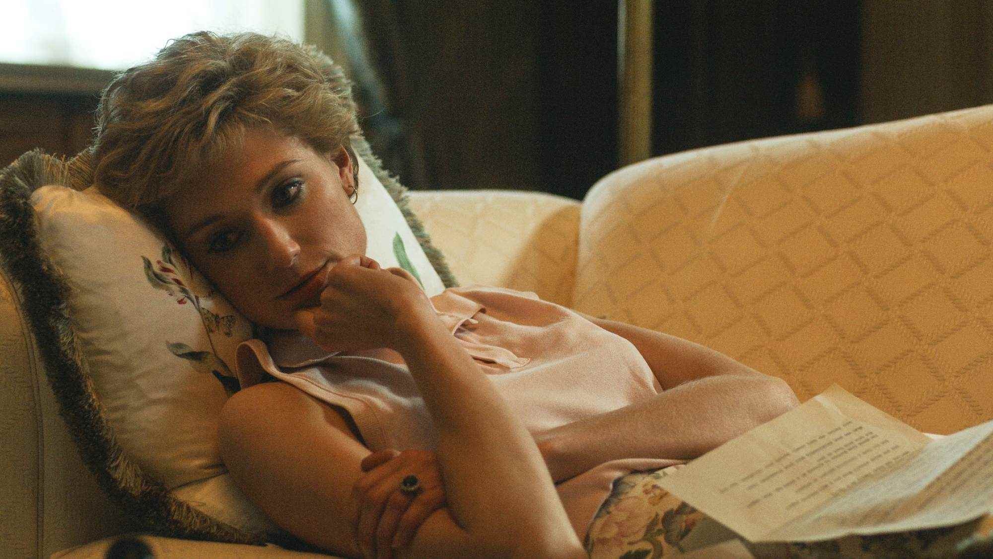 Elizabeth Debicki, The Crown 5. sezonda Prenses Diana rolünde