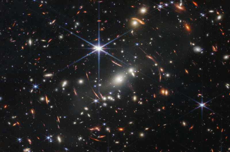 Gökbilimciler, genç evrende kızılötesi anahtarın açık olduğunu görüyor