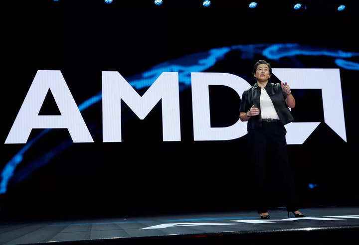 AMD veri merkezlerinde güç görüyor, hisseler yükseliyor