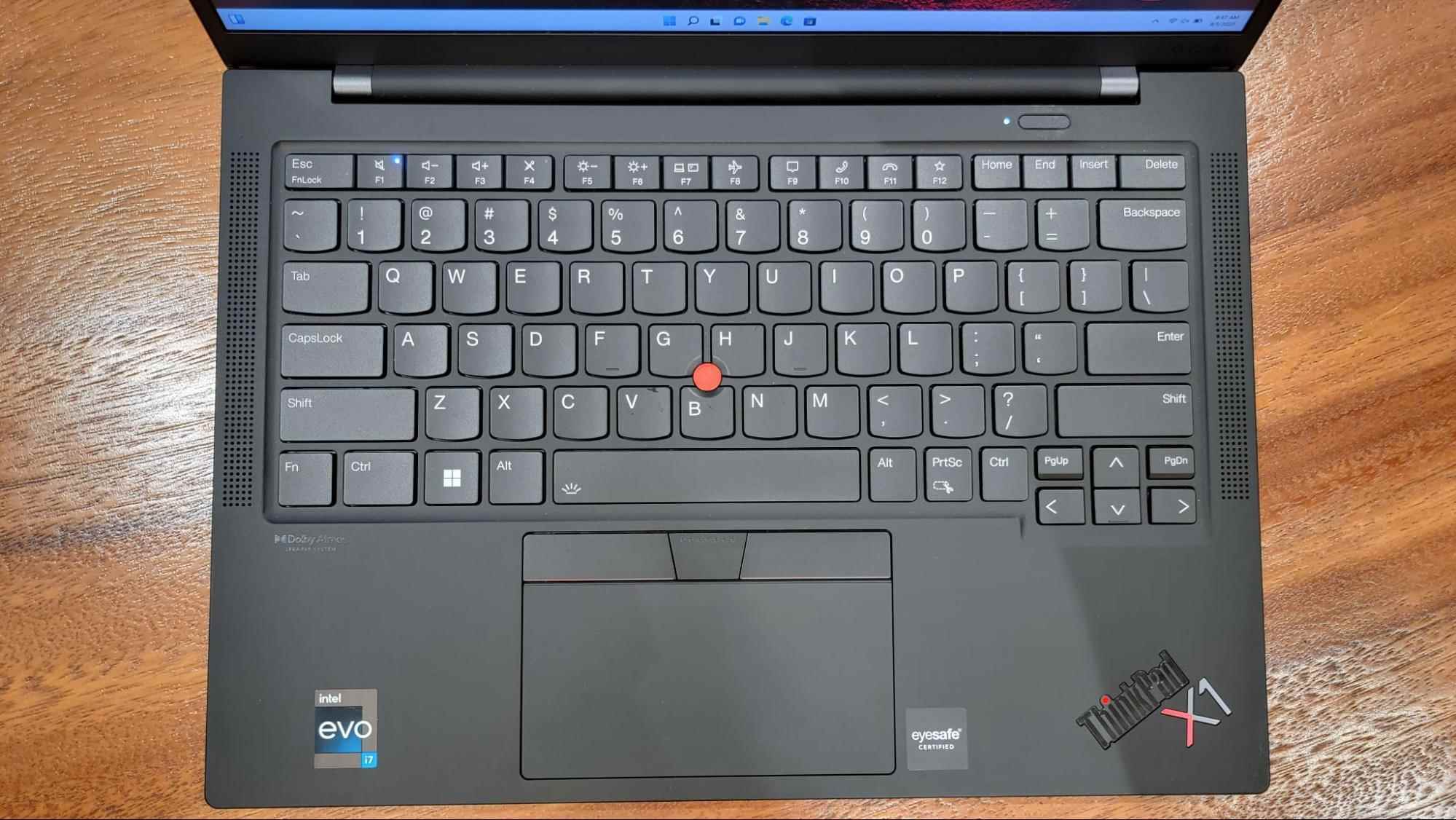 ThinkPad X1 Carbon Gen 10 Klavye