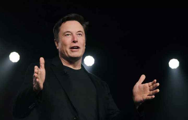 Elon Musk'ın net değeri, Tesla hisseleri bocalarken 200 milyar doların altına düştü