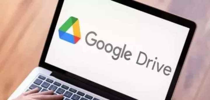Google Drive'daki dosyalar uygun sırayla nasıl yeniden düzenlenir?