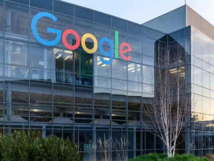 Google, Hintli tarihçi tartışmasının ardından HQ konuk konuşmacıları için kurallar koyuyor
