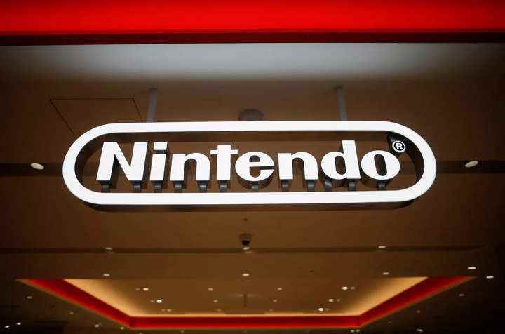 Nintendo, Switch satış projeksiyonunun kesilmesinden sonra bir yıl içinde en büyük bir günlük düşüşü paylaşıyor